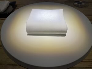 τρεῖς （トレイス） – 広尾/イノベーティブ